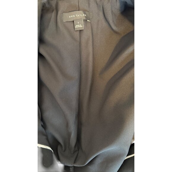 Ann Taylor Size 0 Black Two-Button Blazer Rayon/Polyester/Spandex - Picture 13 of 16